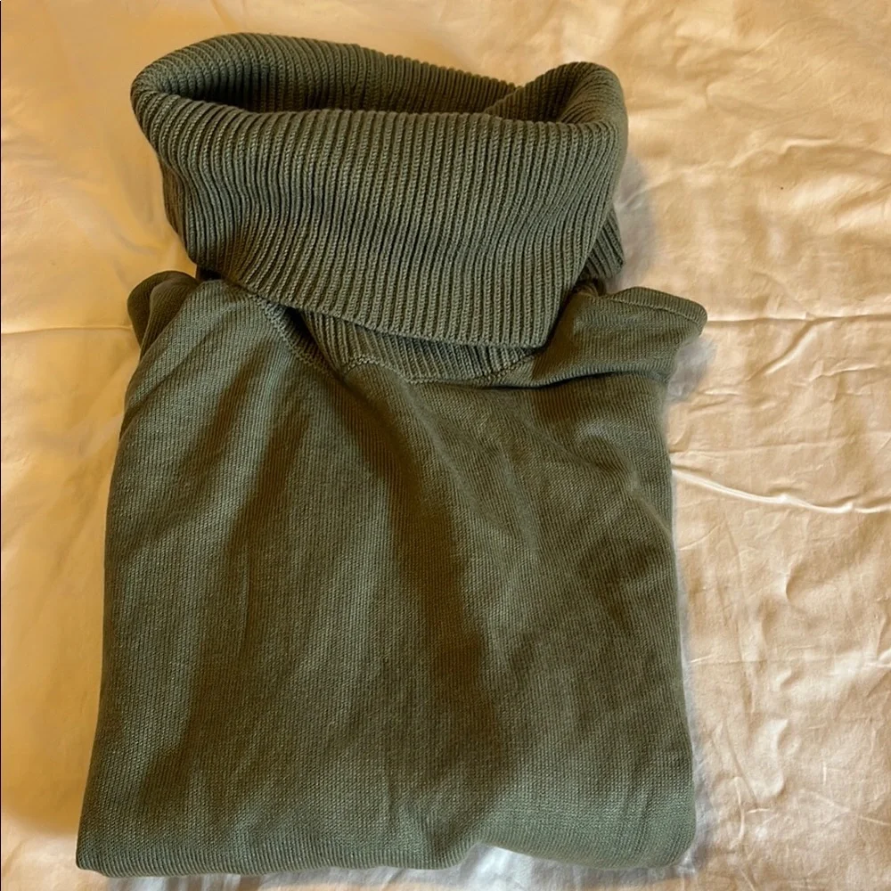 LOFT Hunter Green Turtleneck Sweater NWT Small